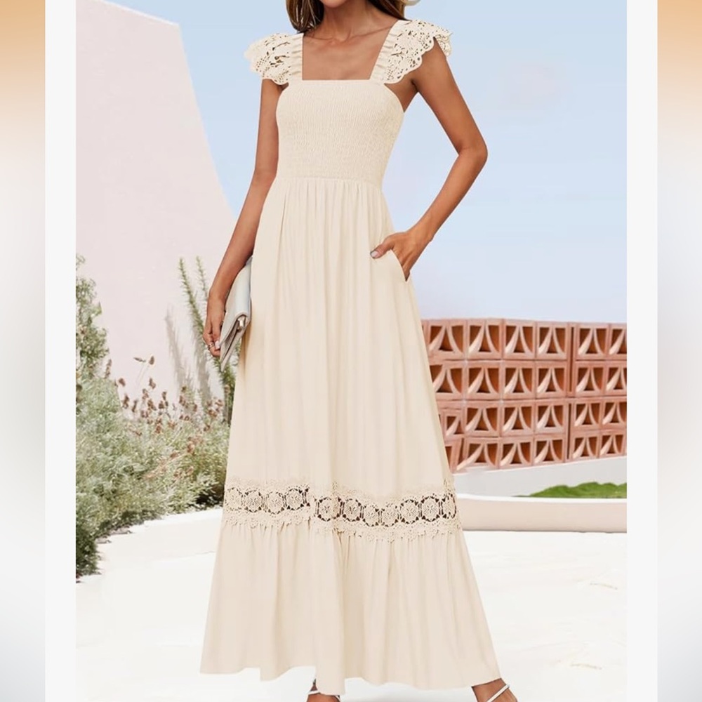 Chic Cream Maxi Dress with Lace Accents